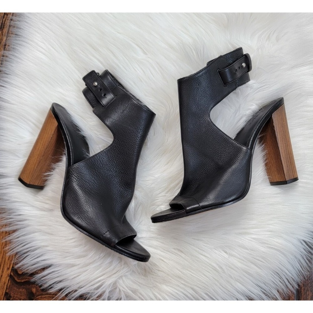 Vince Addie Peep Toe Black Leather Block Heel Sandals Women's Size 9.5